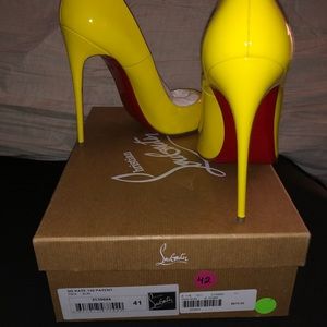 Christian Louboutin So Kate